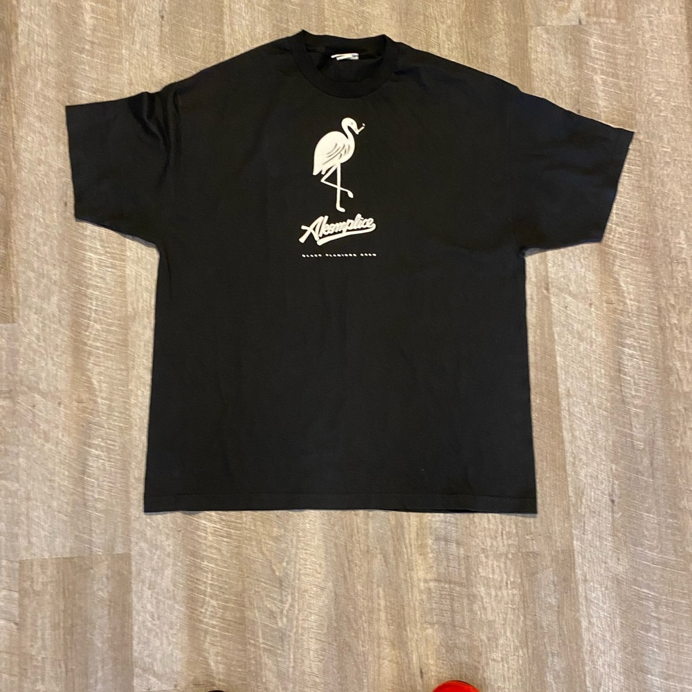 Preown Boxy tee 2xl Akomplice flamingo tee